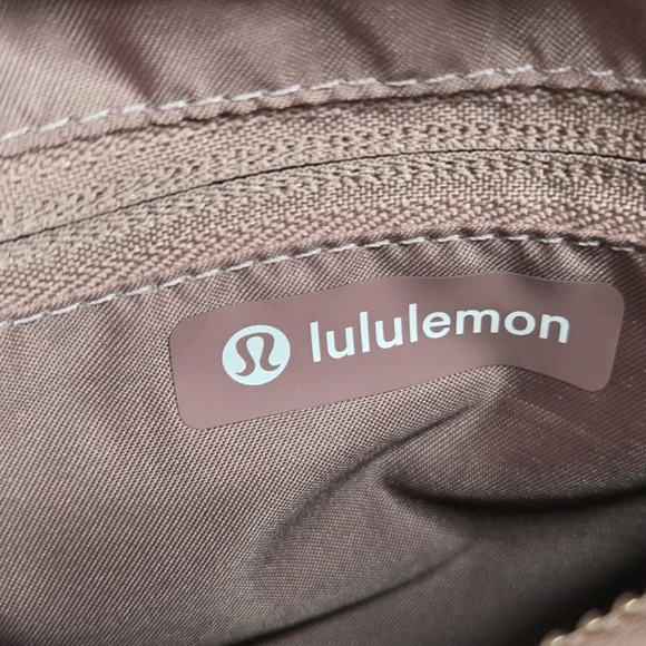 lululemon athletica Red Clay/sheer Oak Copper Hardware Crossbody Camera Bag - Picture 8 of 11